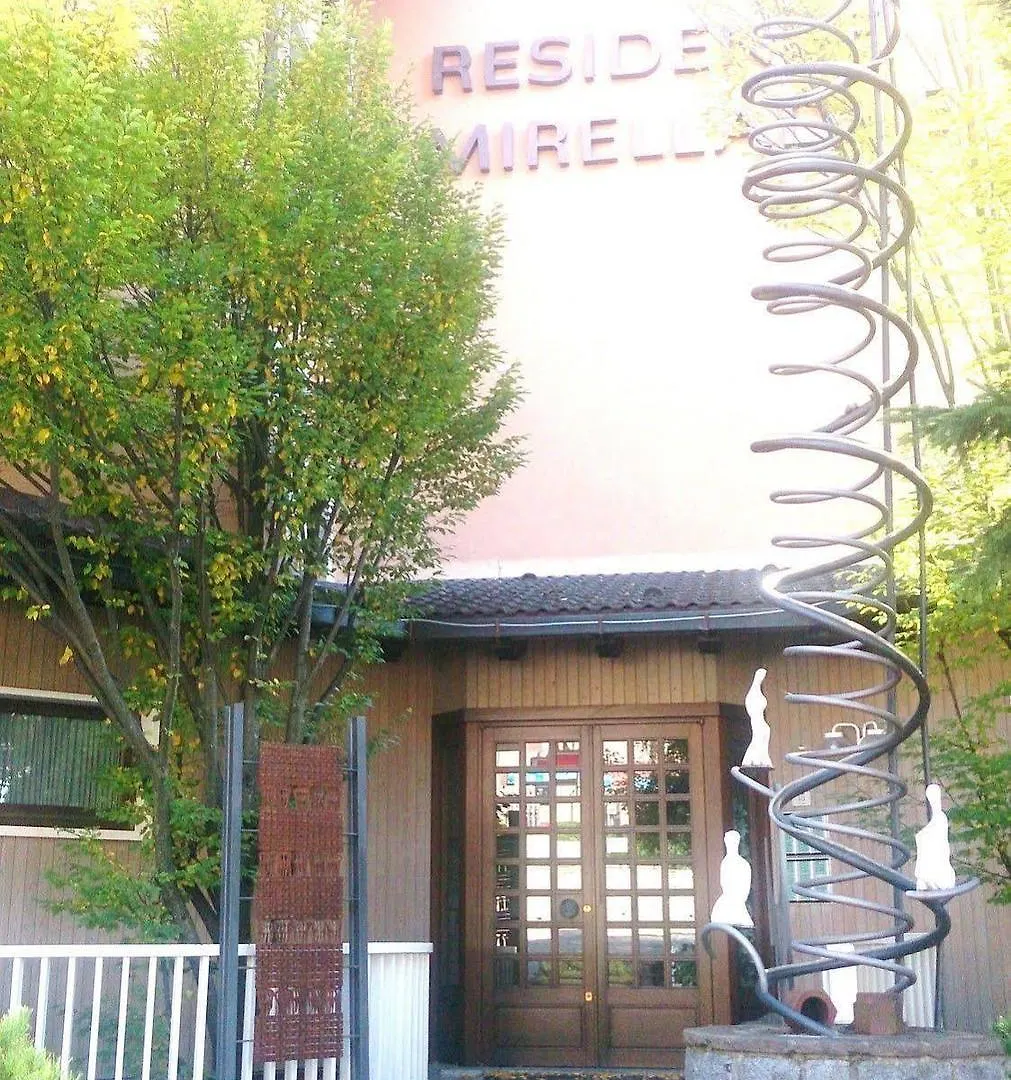 Residence Mirelladue Ponte Di Legno 4*,