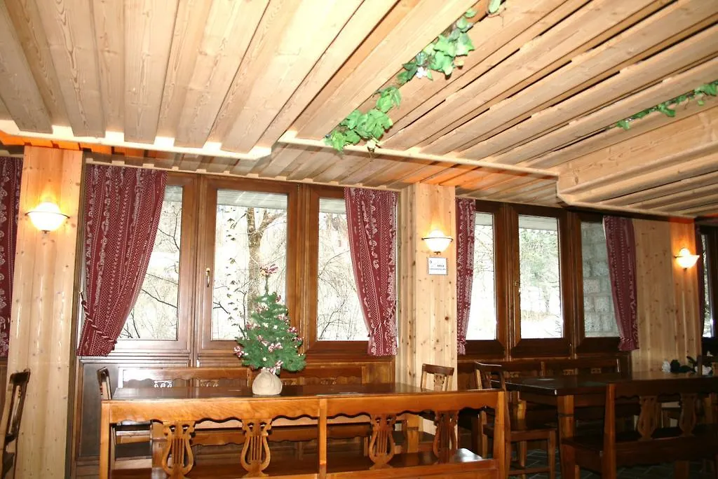 Residence Mirelladue Ponte Di Legno 4*,  Italy